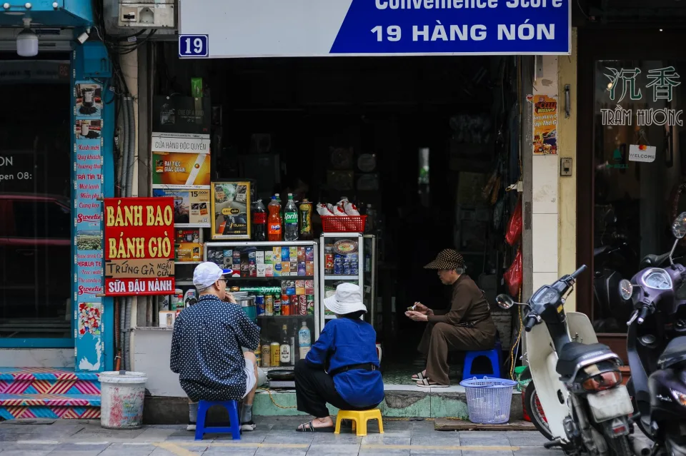 Hàng hoá thiết yếu có sẵn tại quầy